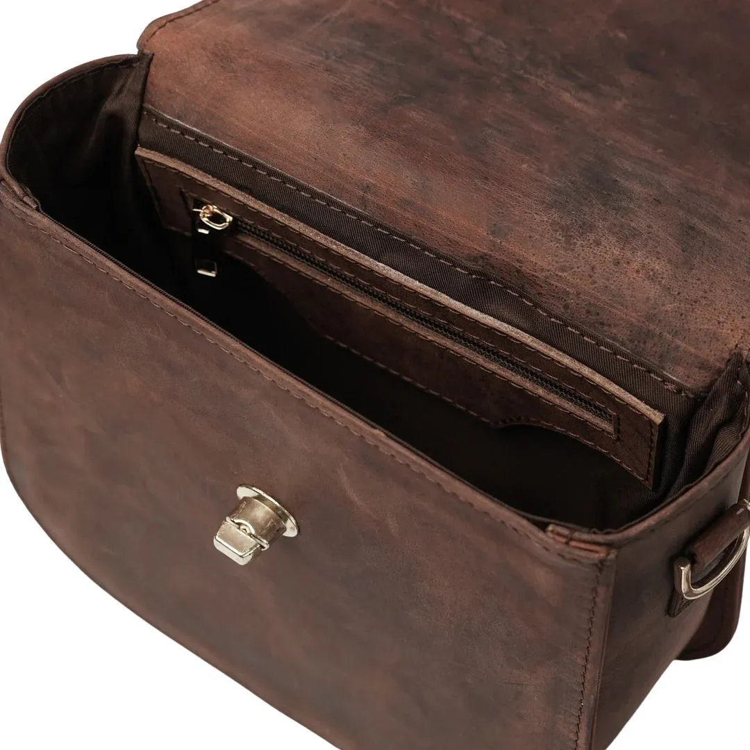 Leather saddle bag with detachable adjustable shoulder strap