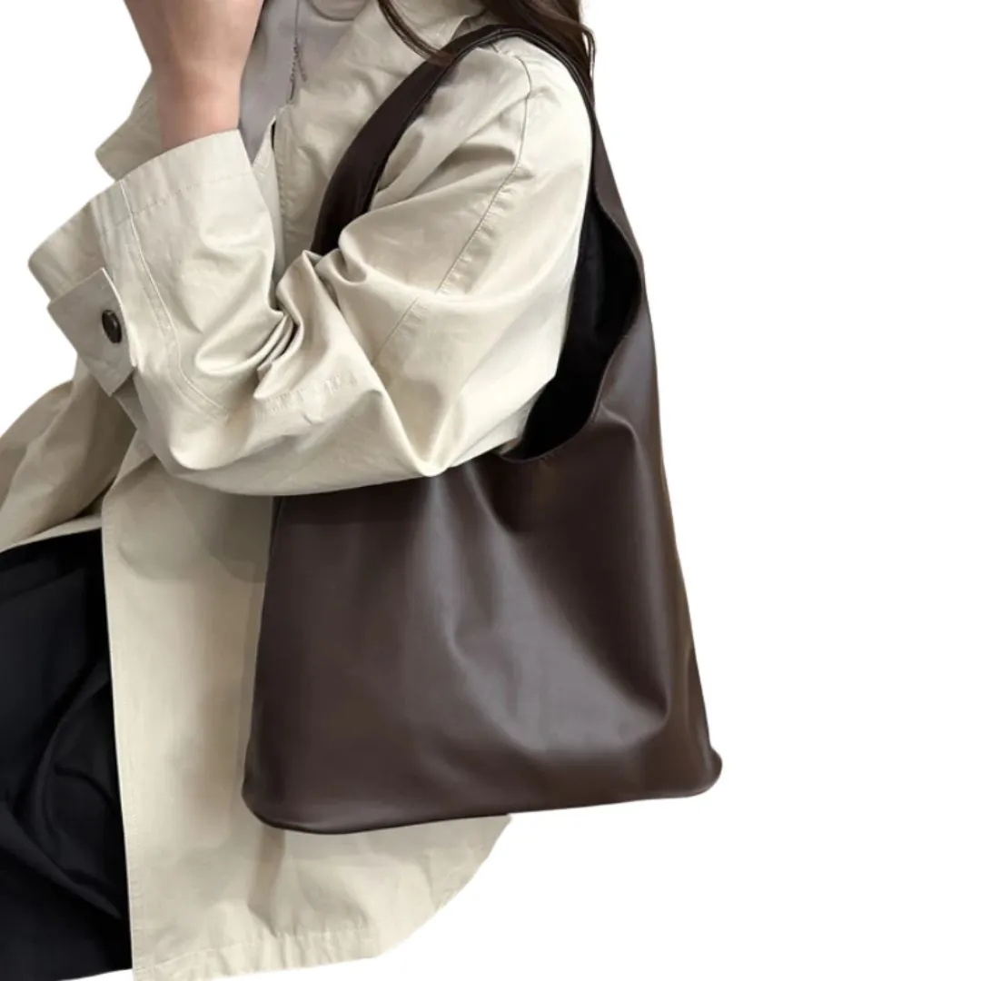 casual large capacity tote bag for everyday use